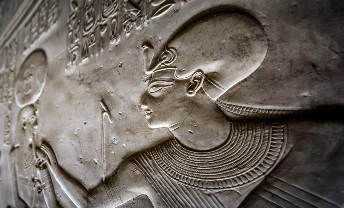 LunaTime7's tweet photo. #Seti1 #Abydos #RaHorakhty https://t.co/88kSEOAFIl