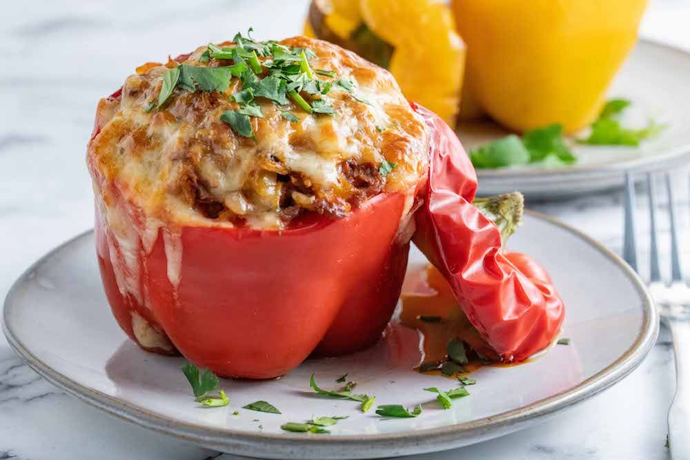 MelissasProduce's tweet photo. You know what's underrated? #Meatless Stuffed Bell Peppers. We made a delicious stuffed bell pepper using our soyrizo. Let's just say, it'll be on your menu every week if you try it!
Here's the #recipe: https://t.co/AJ4ReIO4fp
#MeatlessMay #MeatlessRecipe https://t.co/LNeCBI4D12