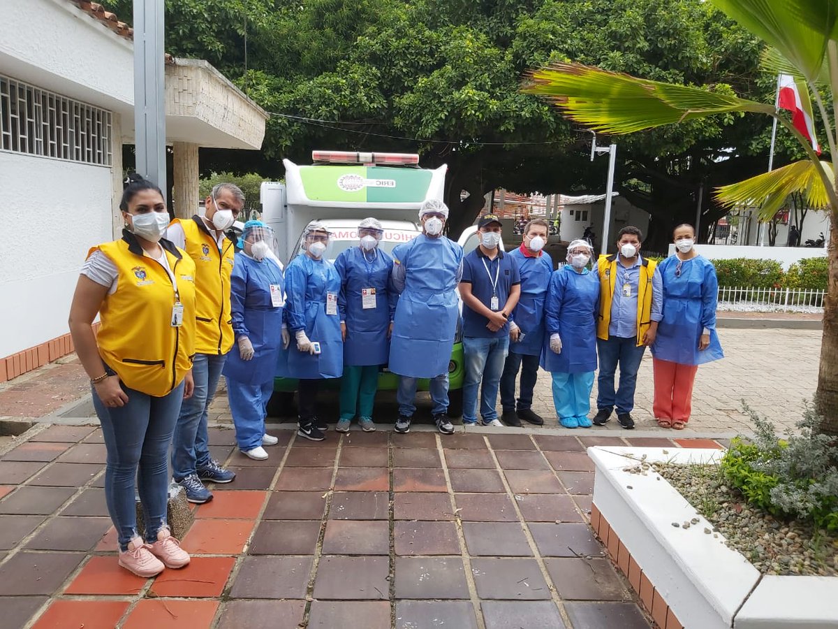 CesarSecSalud's tweet photo. Nuestro agradecimiento, en nombre del Gobierno del Cesar, a todas las personas e instituciones que han participado en esta tarea; de manera especial al equipo del Hospital Regional 'José David Padilla Villafañe' @aguachica_hosp dispuesto para apoyar el regreso de estos jóvenes. https://t.co/sP5pKNtVNY