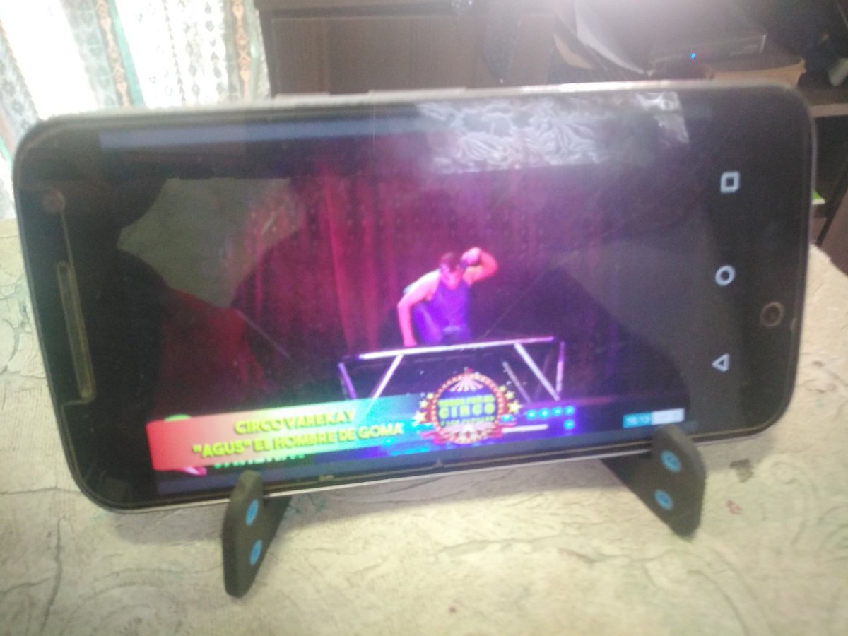NadiaSpinella's tweet photo. #GenSolidario #gentv
#todosporelcirco
#elcafedelosartistas https://t.co/VSgAXTQHGN