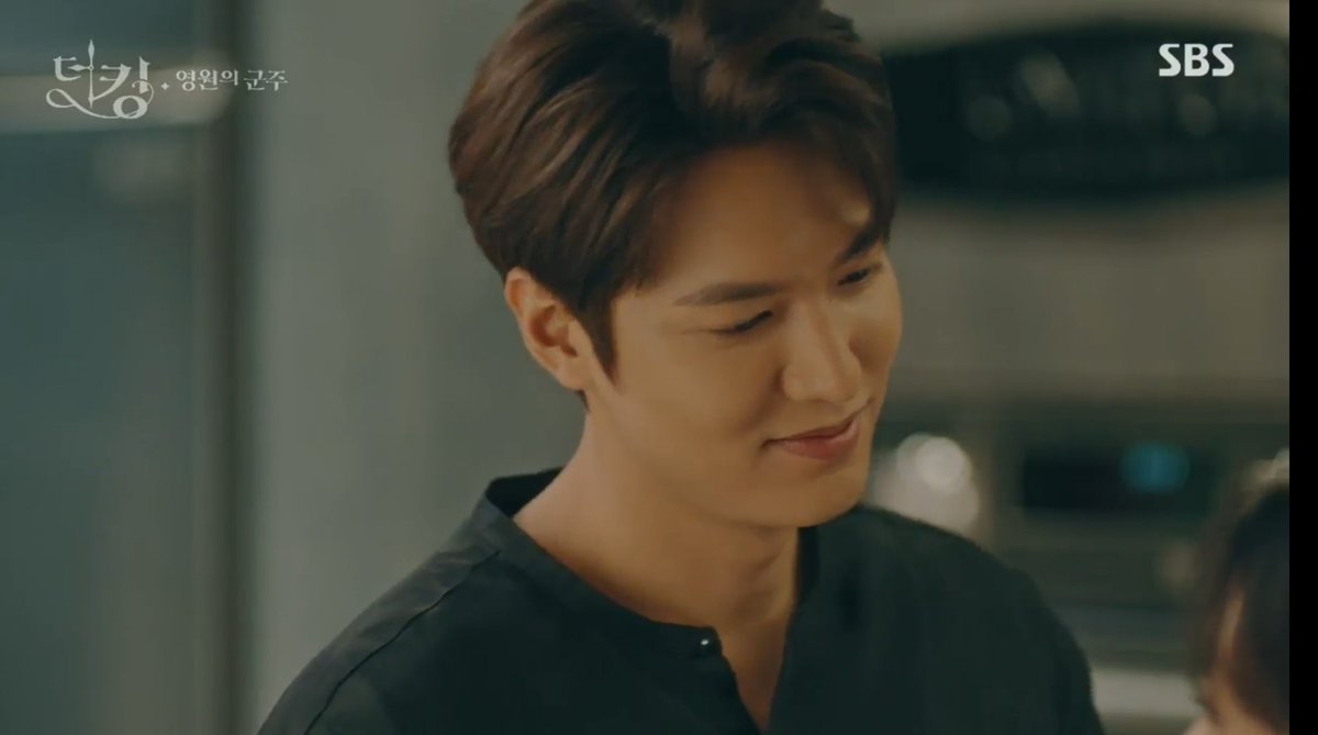 The beauty of LeeMinHo's side profile  #TheKingEternalMonarch