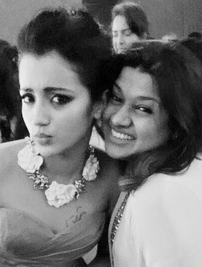 EXHdS3zVAAI-U_Z?format=jpg&name=small