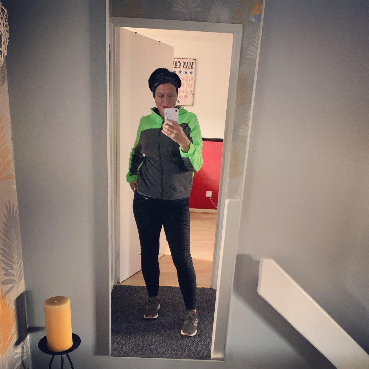 shelliscrazy's tweet image. Just keep running