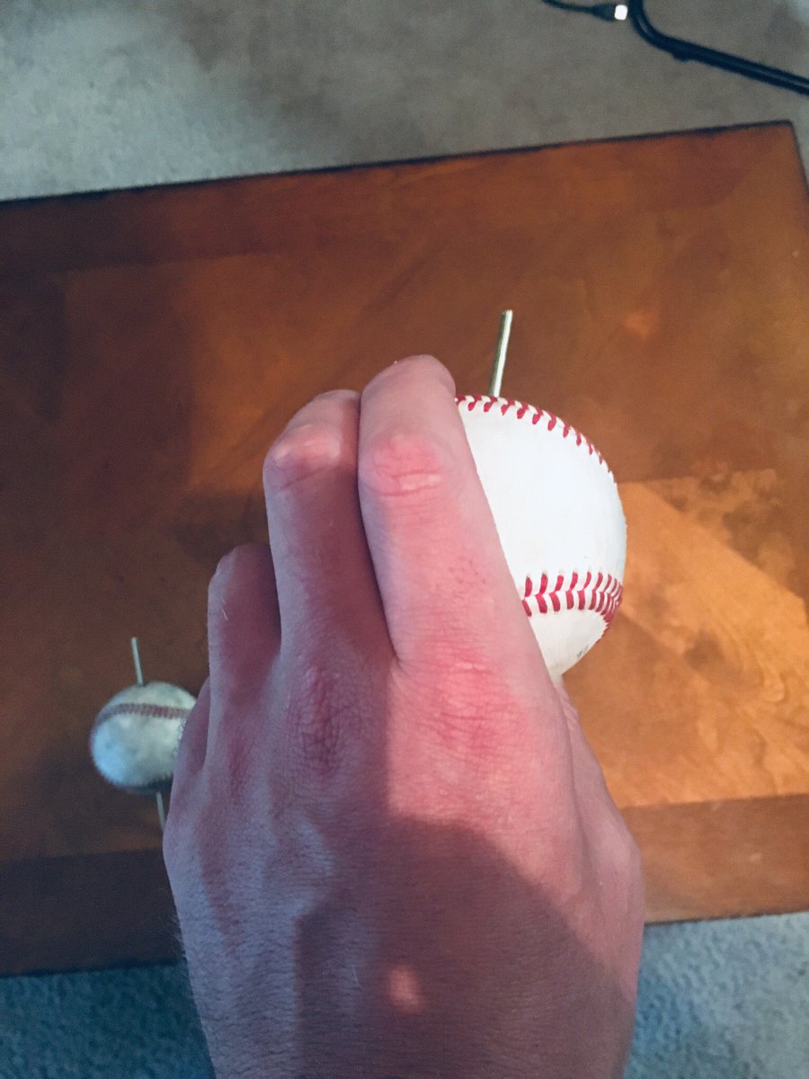 20_Beards's tweet photo. Made these two spin axis balls to help with feel to create better spin efficiency. https://t.co/1FoiJQFDvX