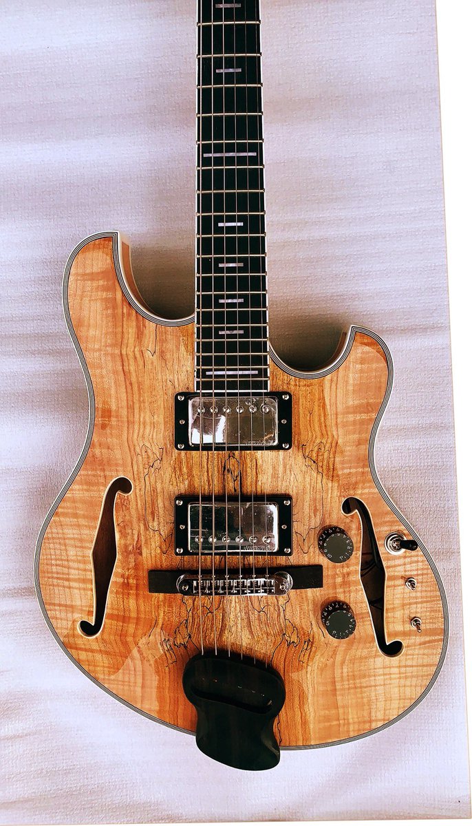 GuitarAtelier's tweet photo. https://t.co/NyVSTv6o4M

#PremiumtonewoodimportedfromJapan
#DaddarioString
#EbonyTailpiece
#JapanGotohparts
#WilkinsonParts
#DaddarioStrings
#ExpressYourself
#guitarist
#guitarsolo
#guitarcover
#guitarra
#guitarplayers https://t.co/BwlDrBRJuJ