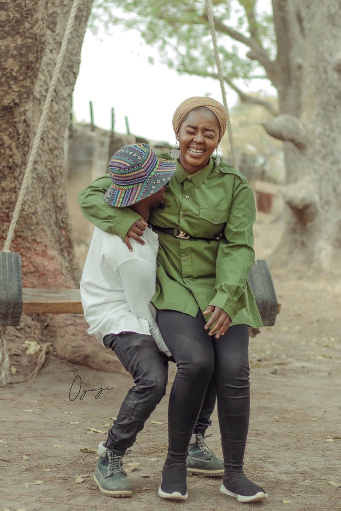 lateeldoe's tweet image. A happy memory resurfaces and serves as a reminder that there are still better days ahead.

Muse:@Sarlyamin 
           @kunterioz_ 

#archivefiles 
#lockdown
#ogaji_photography
#portraitphotography