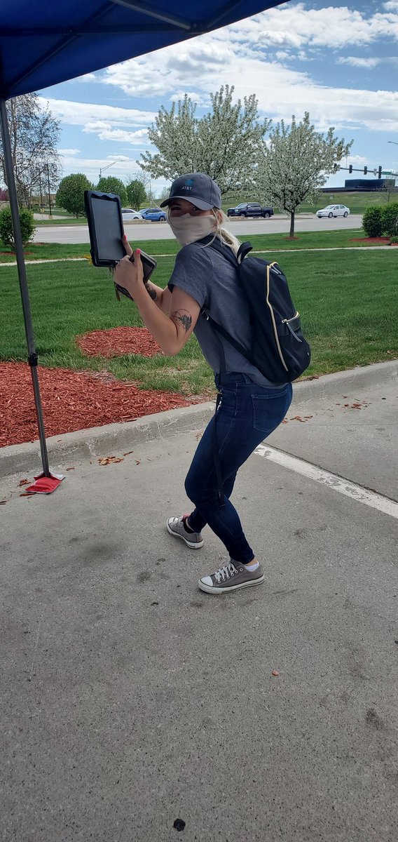 Grab your backpack, Lets Go!! KP KP KP The Explorer. ...you can lead the way!! <a href="/paradise_pointe/">Paradise Pointe</a> @zena_matti <a href="/JakeRedenbaugh/">Jake Redenbaugh</a> <a href="/KatiePingel1/">Katie Pingel</a> @AttExplorer #LifeAtAtt