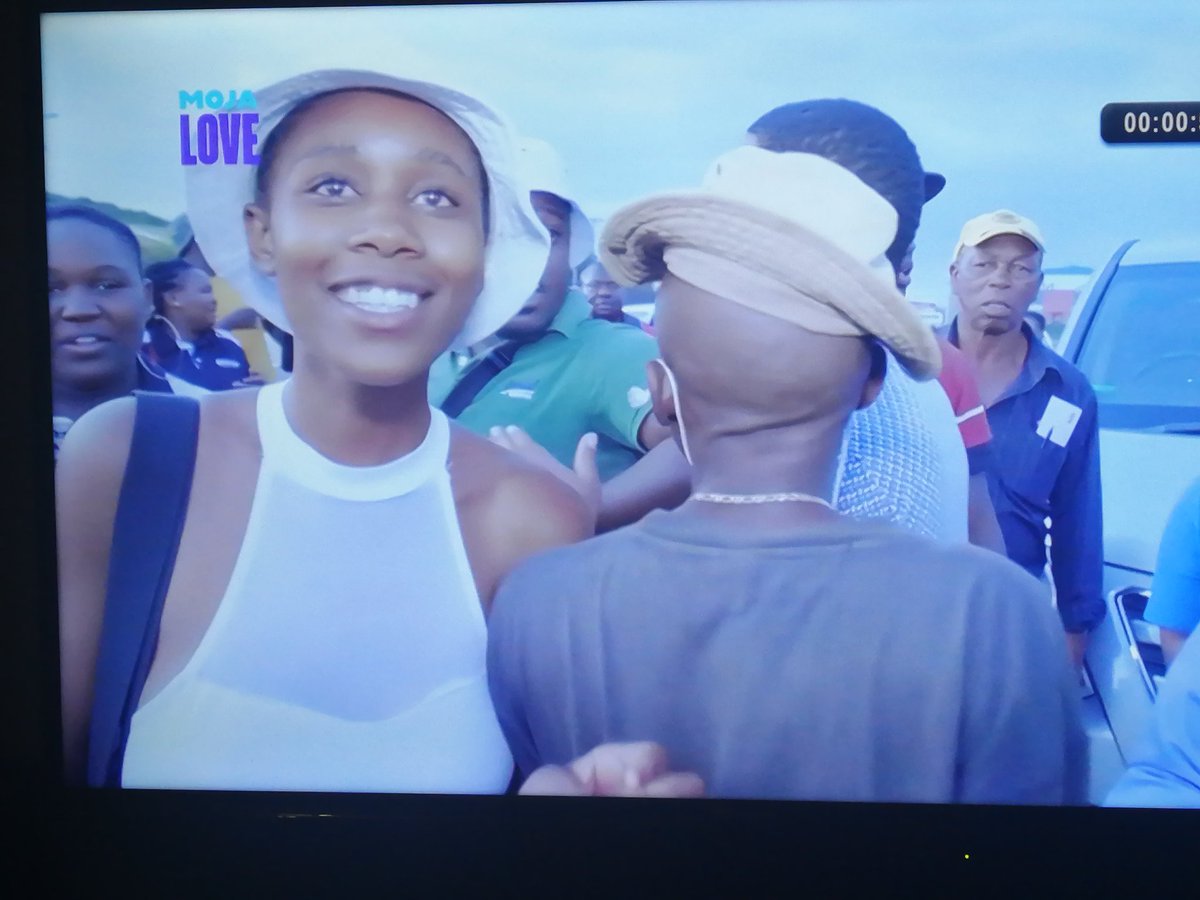 PhoenixKidd's tweet image. If "AmaCamera angshoote' "was a person #Uyajola99Sundays