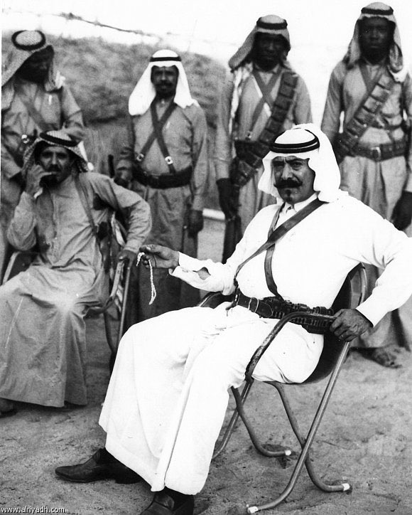 متى سنين الخير ترجع مقابيل ؟
ومتى بشير السوّ .. تقفي ركابه

لـ محمد السديري