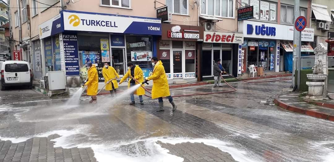 akpartiorhaneli's tweet photo. Dünya Korona virüs salgınıyla ilgili büyük sıkıntılar yaşarken, Ülkemiz sağlıktan, ekonomiye, gıdadan, eğitime Covid-19'la mücadeleyi  Cumhurbaşkanımız Sn.Recep Tayyip Erdoğan'ın liderliğinde  başarıyla yönetiyor. #BursaIçinOmuzOmuza #OrhaneliIçinOmuzOmuza https://t.co/6kPXPSNIct