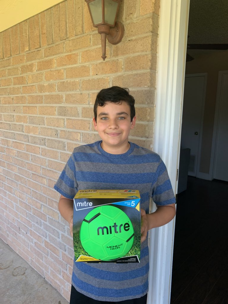 AMSpirates's tweet photo. Congratulations to Abby Stone, Amber Shoulders, and Julio Batista for winning incentive drawings for completing all assignments and maintaining high grades for the week of April 20-24. Also winning prizes were Camden Lynch, Alexandria Kazmier, True Walser. #ActonMS @ActonMS_AVID https://t.co/e9tWcPoiA2