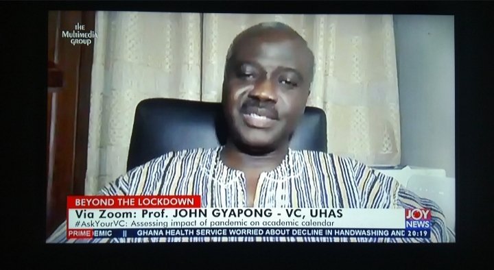 watsuptek's tweet photo. UHAS is negotiating with telcos(Mtn, Vodafone, Glo and airteltigo) to provide data and zero rate their platform. 

#watsuptek #BeyondTheLockdown #AskYourVC https://t.co/Ub28PxBKaS