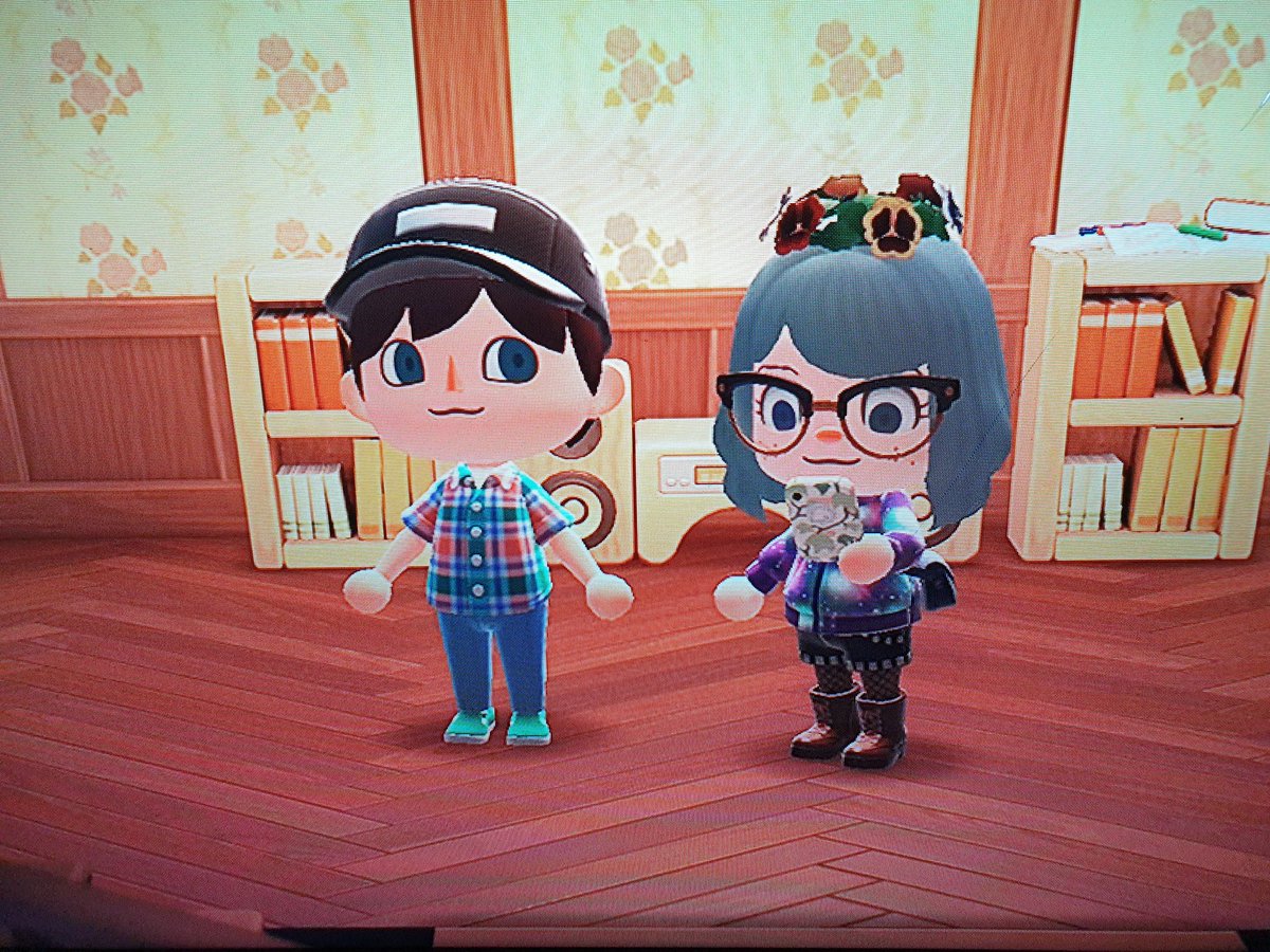WhingingSydney's tweet photo. I went on a virtual date today in Animal Crossing! 
It was fantastic! She was funny, sweet, kind and considerate. She took me on a tour of her island, we perused the museum, and had tea on the beach.
I couldn't emote as I had just started the game, but she knew I enjoyed myself. https://t.co/EQHTNIc8Oe