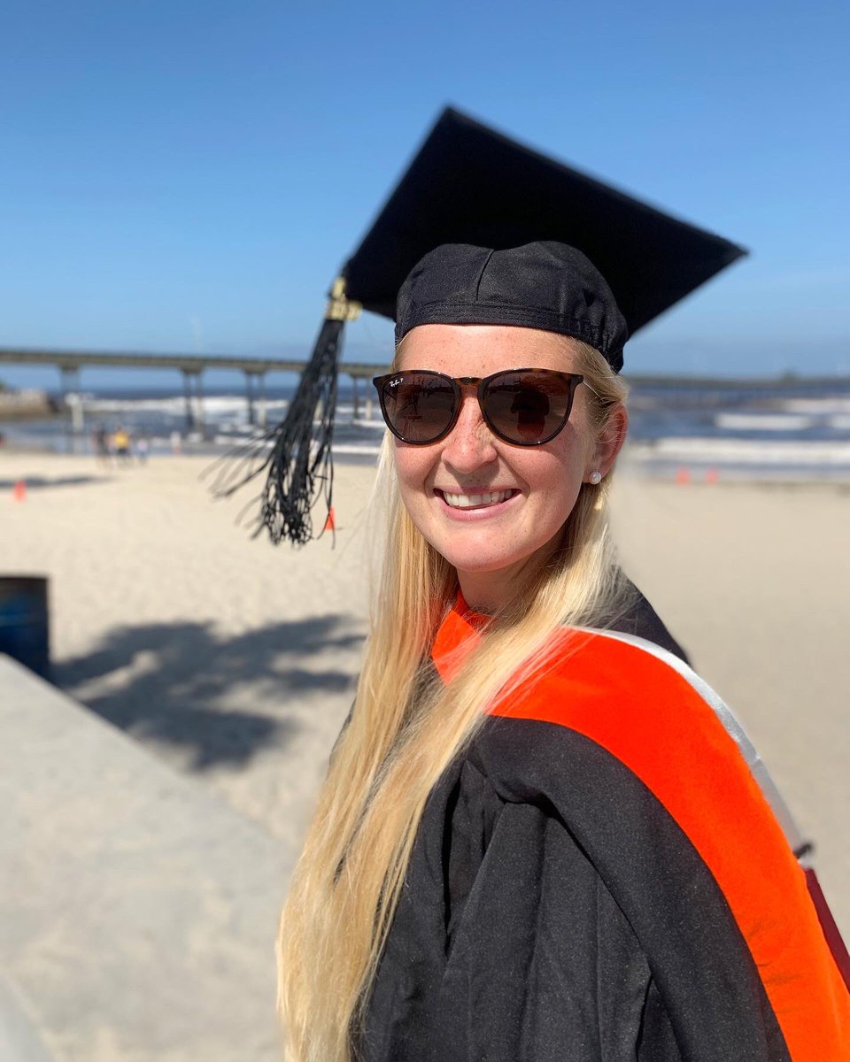 bobiakattack's tweet image. I’ve always liked the color orange #MasterOfEngineering #20yearsofschool