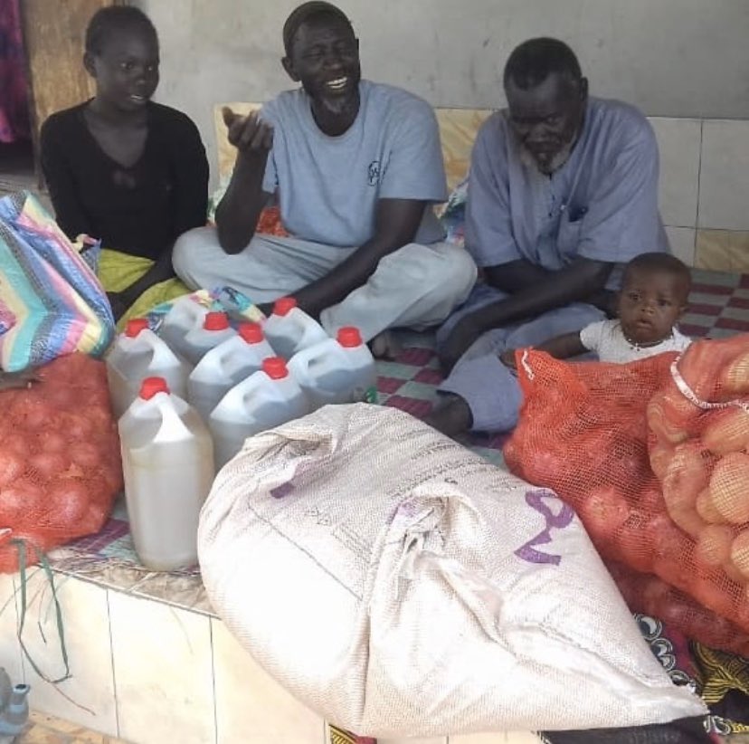 BQL___'s tweet image. Last years Ramadan donations spent on food for families and orphaned children.