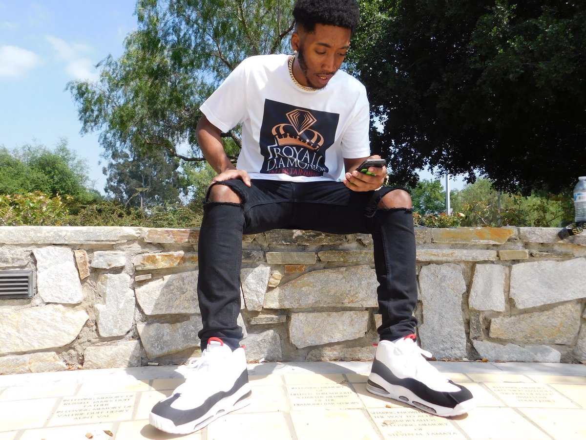 KingRoyal_RDE's tweet photo. RDE GIVEAWAY IS COMIN UP🔥 https://t.co/XbA9ODxRfm
