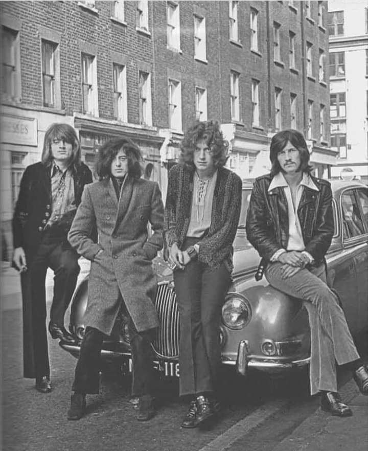 lofcr1's tweet photo. Led Zeppelin https://t.co/2gMGb0qbOM