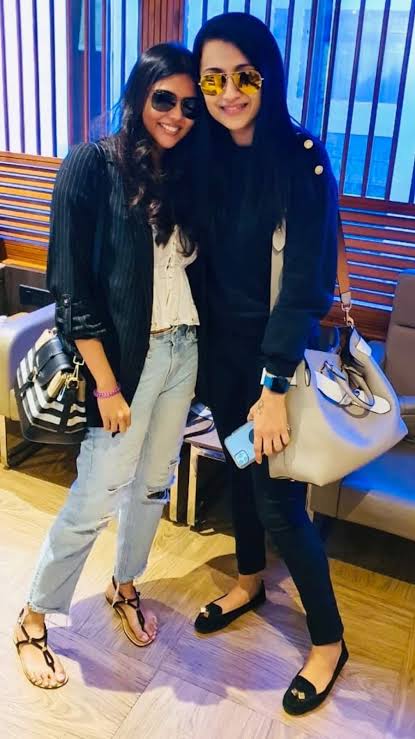 off_Kalyani_Ker's tweet photo. Here is Wishing @trishtrashers Mam A Very Happy Birthday From All @kalyanipriyan Fans ❤️!

#HBDSouthQueenTrisha

#HappyBirthdayTrisha 
#HBDTrisha  @abi_trish @ActressTrisha @girlsrocks_  @KalyaniCutefan @FcKalyani @Kalyanifckerala https://t.co/08OwnBfjd3