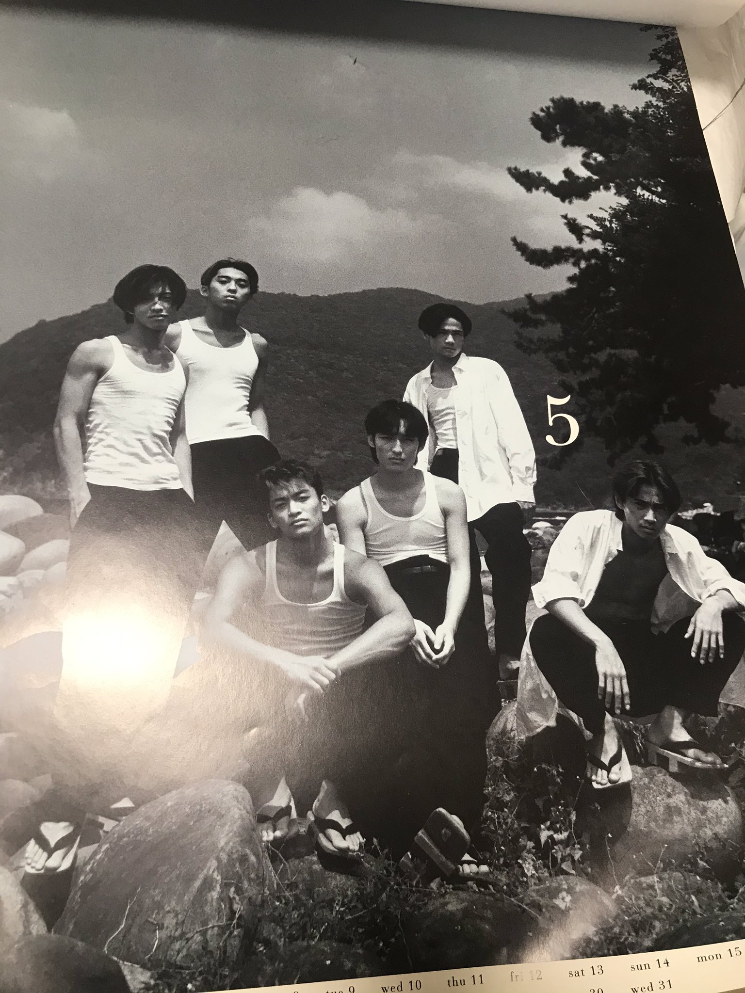 ふくちゃん 度々言ってしまうけど1995年のsmapのカレンダーがクソ良いんだけど5月がとりわけ好き なおカレンダーとしての機能は最弱でした T Co Jy0lbqibeu Twitter