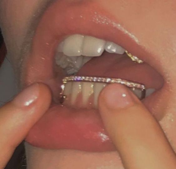 𝙯𝙚𝙚𝙣 : 𝖈𝖔𝖒𝖊 𝖇𝖆𝖈𝖐 🔞 tweet media