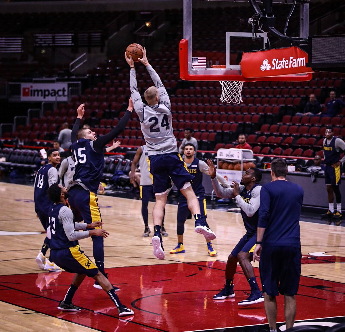 Andrew Temperly tweet media