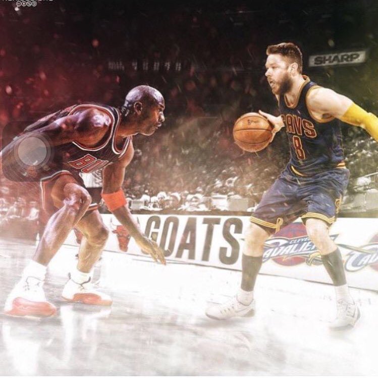 PFTCommenter's tweet photo. Wonder if there finally going to address this in tonight’s Last Dance. Doubt it since Jordan demanded final cut https://t.co/i7gpGUigwf