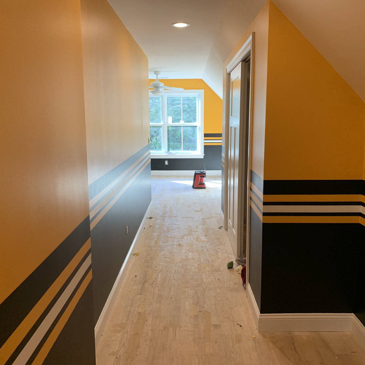 Bigdfia's tweet photo. @NHLBruins @tuukkarask @pastrnak96 making his new room Bruins ready!! https://t.co/DwzRXH3Tn8