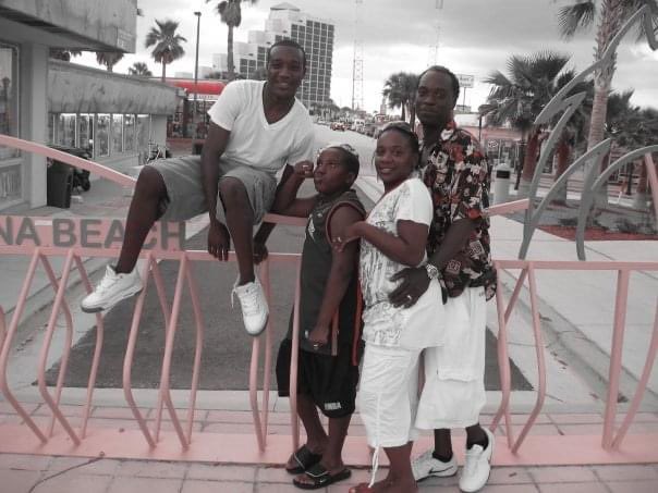 MeechiiMeech's tweet photo. #11yearsBack https://t.co/L61pF7x15d