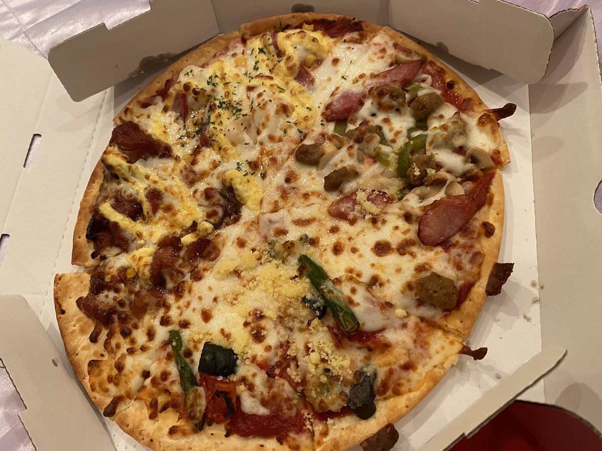 BumpBumpspider's tweet photo. 自粛明けたら食べたい物リレー

ハルト店長から
@MeHltf1zWNnRxJW 

お次はきょうやくん
@kyoya0529Hsdr 

#ホスト
#料理好きな人と繋がりたい https://t.co/v00JAbmlaB
