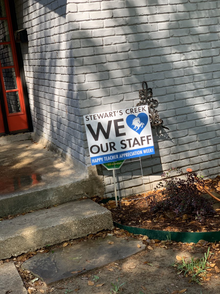 I love that I get to work with such amazing &amp; caring admin &amp; staff! 
I got a sweet surprise from my principal this afternoon! Feeling appreciated! #ireadthestallionmessage
#sceisthegreatestshow
