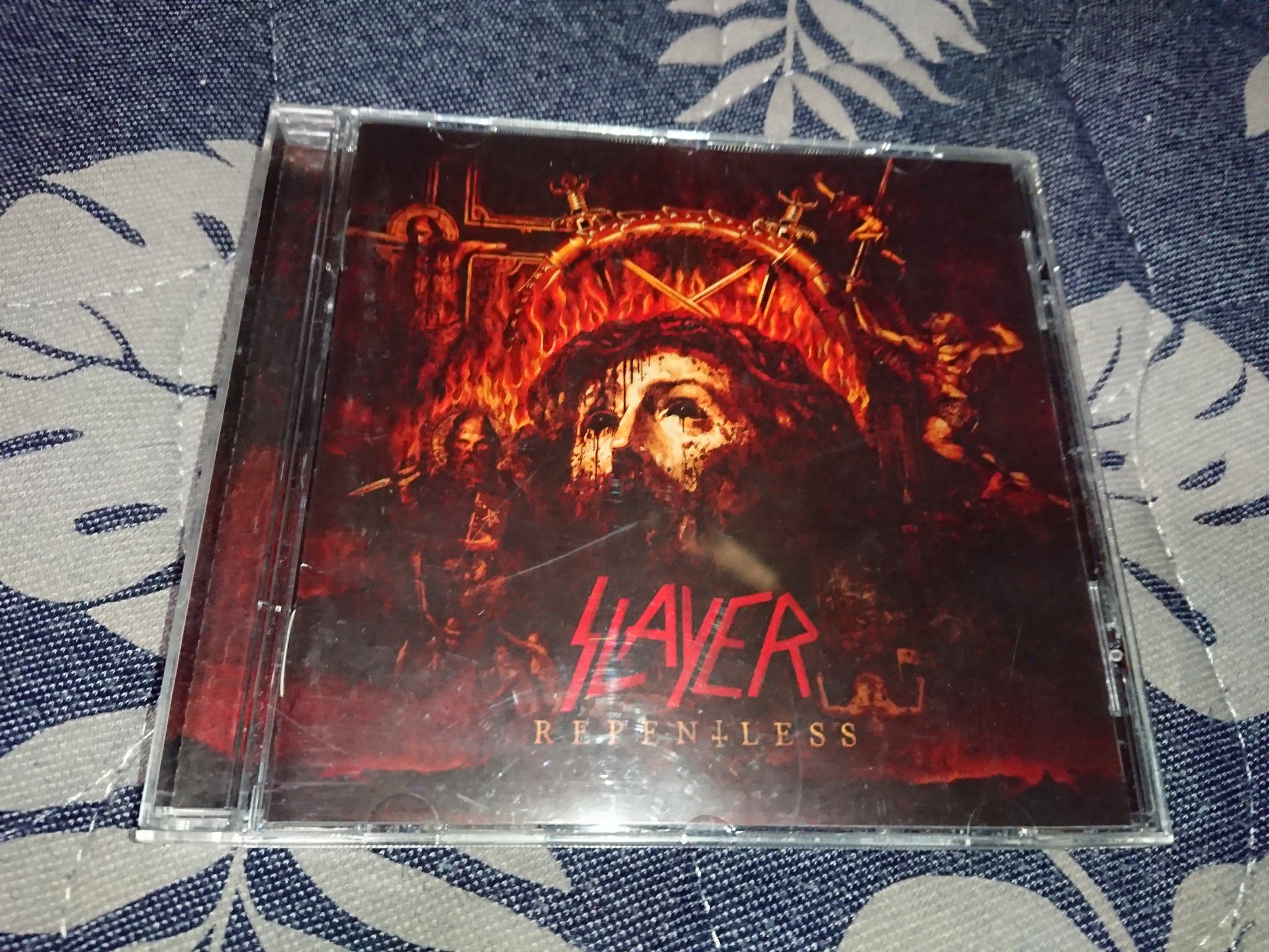   REPENTLESS / SLAYER

Happy Birthday ! (^_^)  Gary Holt 