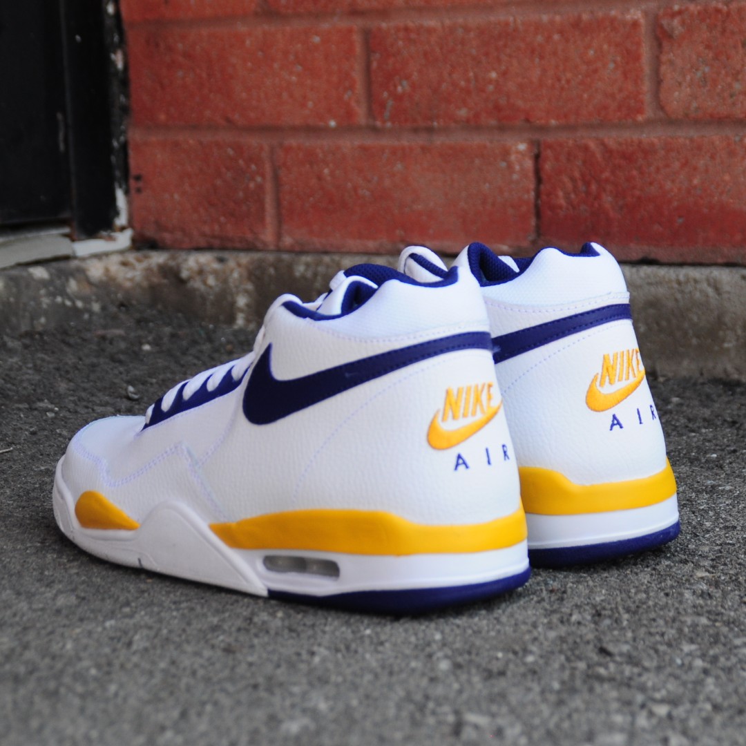 nike air flight legacy lakers