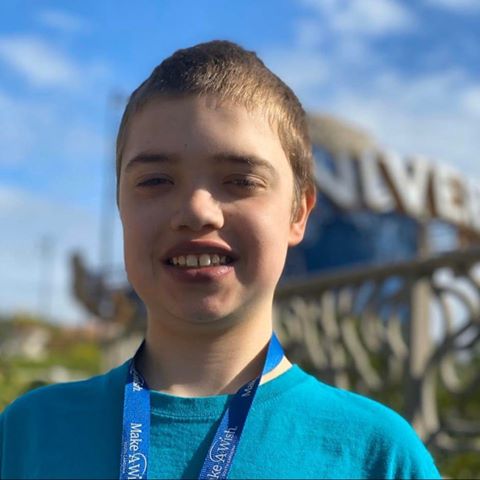 EdPiotrowski's tweet photo. This is Nathan Branton. He's a 16-year-old sophomore at Conway H.S. Since birth, he's had 4 open-heart surgeries, the most recent a 20-hour surgery on April 11, 2020 to give him a new heart! Surgery was successful &amp; he's doing well...a walking miracle! You are the MAN, Nathan! https://t.co/SYGyB1SiRc