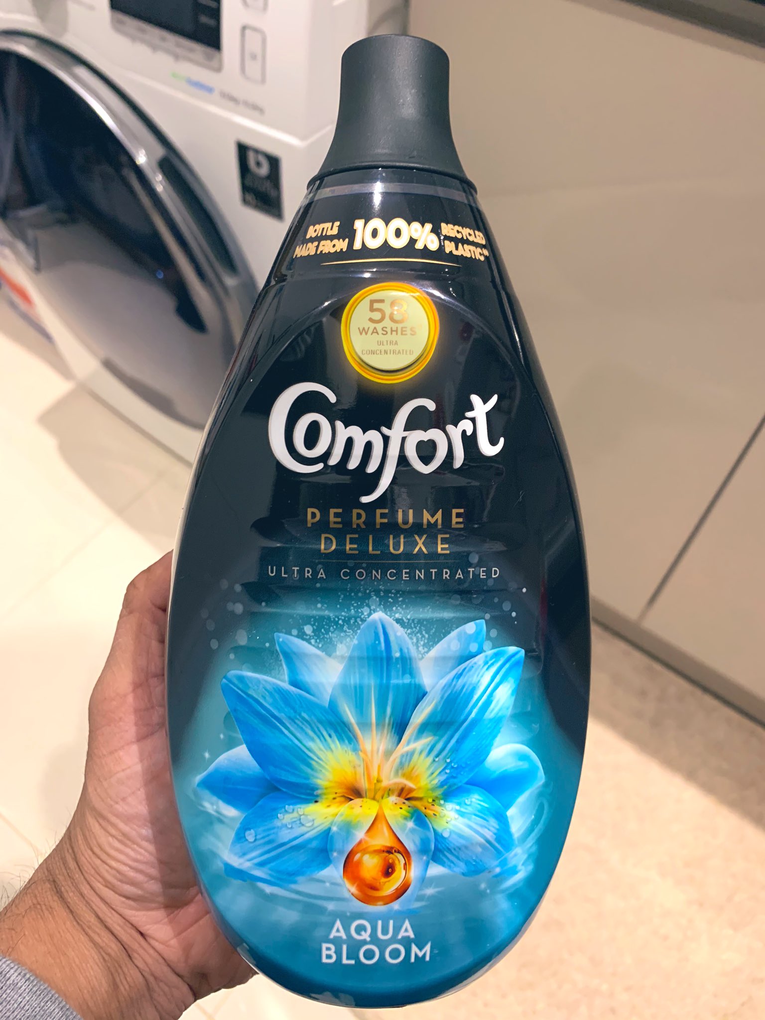 Comfort perfume deluxe aqua bloom hot sale