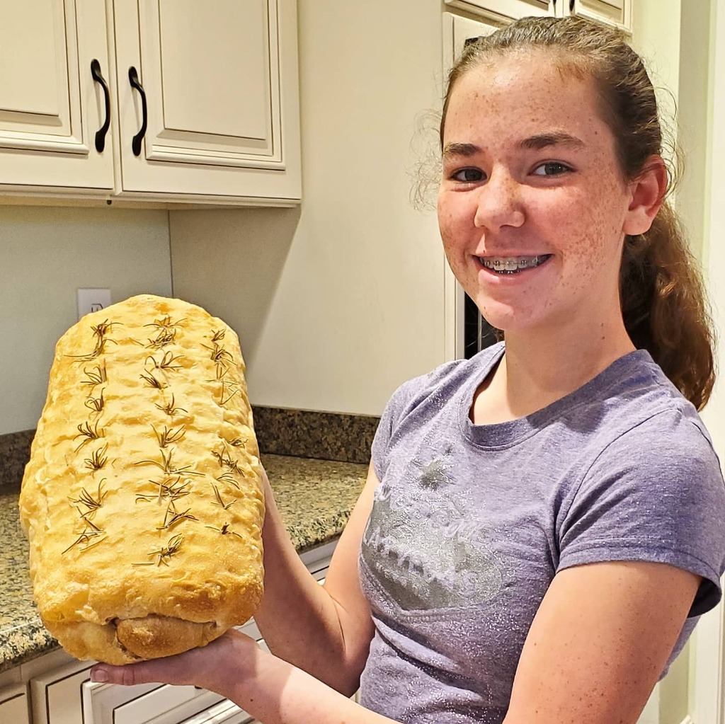 goatmilkjim's tweet photo. Rosemary Foccacia
https://t.co/r1cCBIC8nQ
#savory #sourdough #sunday
#foccacia #bread #recipe
#delicious #soft #warm #yummy
#youcandoit #too
#online #video #course
#simple #instruction #lessons
#carbs #lover #carbaholic
#carbsfordays
#breadsofinstagram https://t.co/oTmggVIyQP https://t.co/e29iKt2WsR