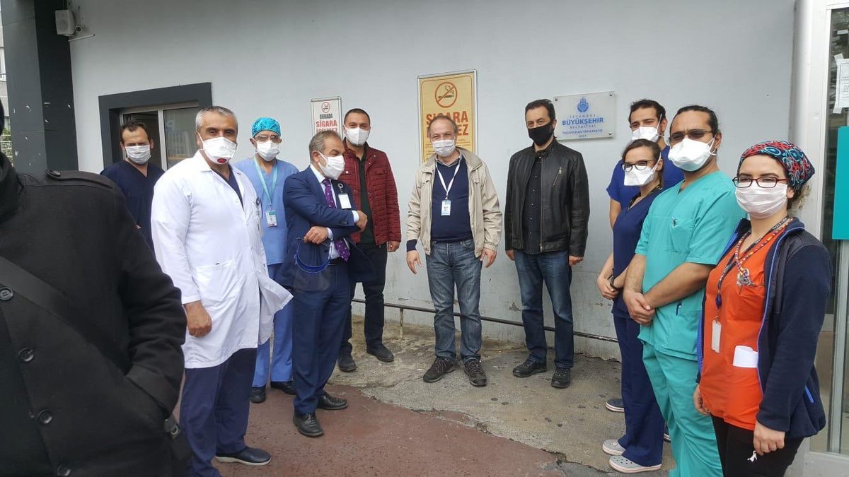 drmihmanli's tweet photo. Bugün 3 Mayıs 2020. COVİD nöbeti bende. Birlik başkanımız Prof dr Hakan Güven bey hastanemizi ziyaret etti Bilgi aldı. Bugün Dünden daha iyiyiz. Teyakkuzu elden bırakma Türkiye. Düşman uyur Covid uyumaz. Tedbiri Bırakma. Evde kal. İzolasyona uy. Hayatta kal. Hoşçakal :) https://t.co/wnJM7D8VfH