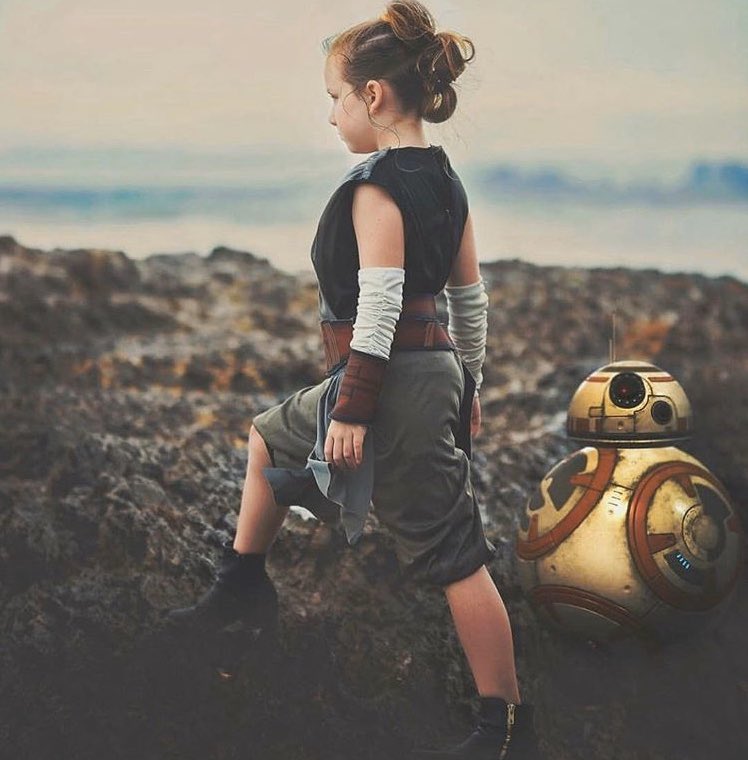 nnewmanofficial's tweet photo. "PEOPLE KEEP TELLING ME THEY KNOW ME. I'M AFRAID NO ONE DOES."
Happy May 4th. 
#MayTheFourthBeWithYou #StarWarsDay https://t.co/hxFlcubODL