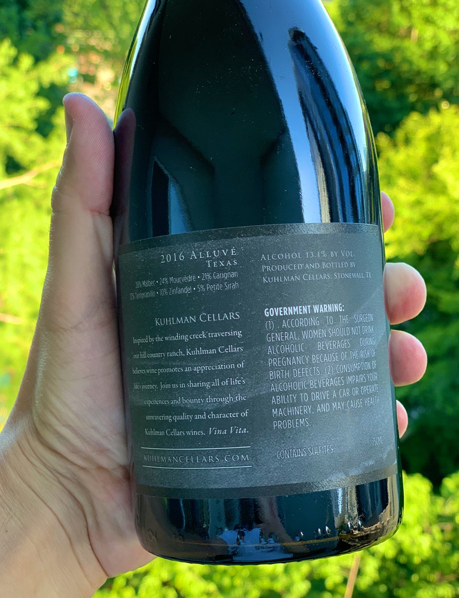 SashaEats's tweet photo. Drinking Texas #wine this evening, folks 🍷 What’s in your glass, #WineLovers? 🤔 #WineLifeMatters #SashaSips #SundayFunday #cheers https://t.co/MlmqH71d3C