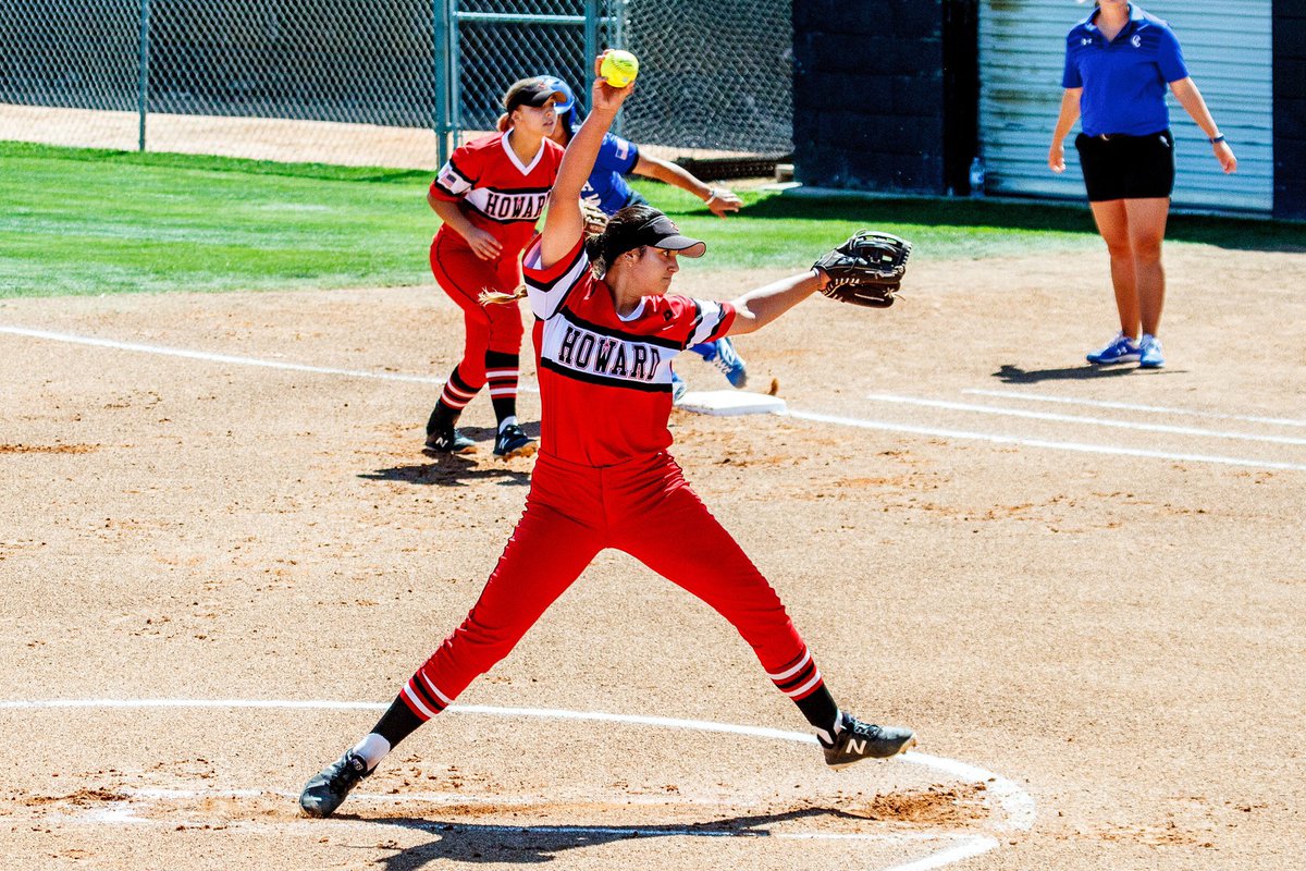 HowardSoftball's tweet photo. HUGE congrats to @MarinMusicant on her commitment to @ETBU_Softball ! We know you will do amazing things and make them just as proud as you have made Howard! They are lucky to have you! 👏🏼💣 #hawksfly https://t.co/NjQM2H2Lvl