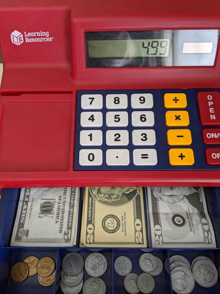 ByMikeBaker's tweet photo. Is this an essential business? https://t.co/Ql0A64Oh1p