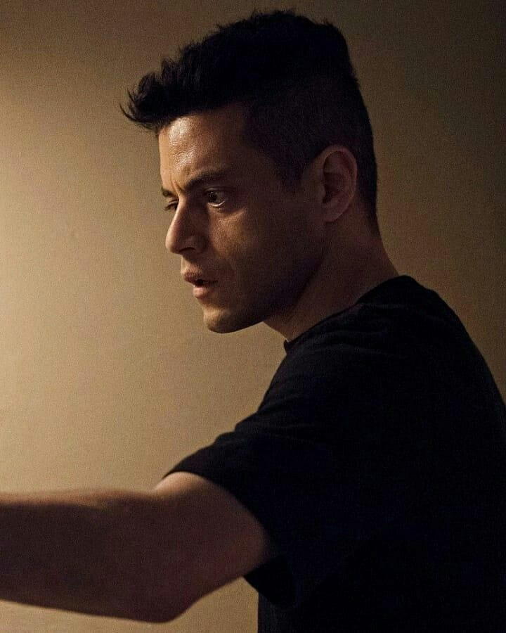 BStar856's tweet photo. love #RamiMalek https://t.co/5A59Bno5wC