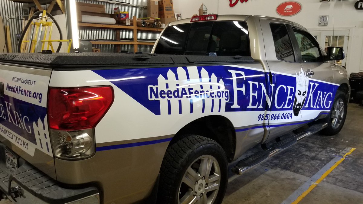 FenceKing_'s tweet photo. When you see 1 of these trucks on your street, your neighbors decided to surround themselves with quality! Since we’re already there, stop by, say hi, and get a brochure. #FenceKing #NeedAFence #DanBlancServices #NotJustBuildingFencesBuildingCommunities #TakeBackYourYard https://t.co/a2WdpFaaF5