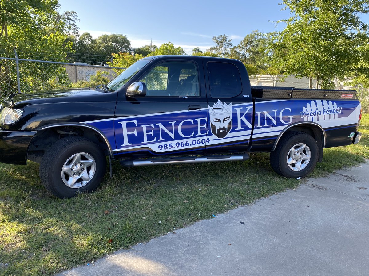 FenceKing_'s tweet photo. When you see 1 of these trucks on your street, your neighbors decided to surround themselves with quality! Since we’re already there, stop by, say hi, and get a brochure. #FenceKing #NeedAFence #DanBlancServices #NotJustBuildingFencesBuildingCommunities #TakeBackYourYard https://t.co/a2WdpFaaF5
