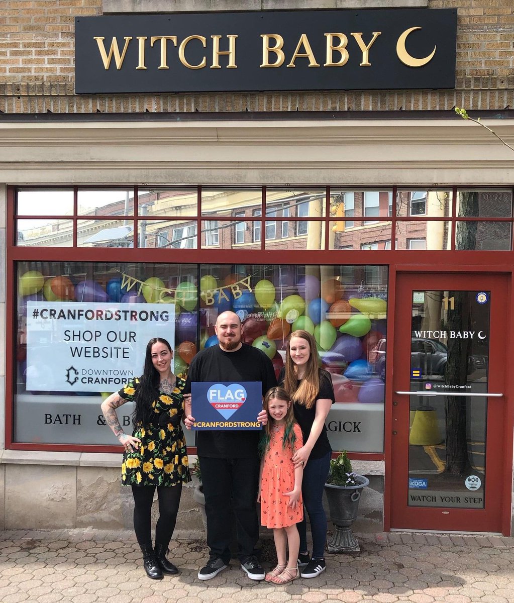witchbabysoap's tweet photo. Our Charity Bath Bomb raised $1000 for @FLAGofCranford this week to help local restaurants feed front line workers 💙 https://t.co/AUVfiCPolO