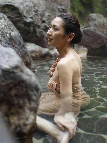 Cafe Bar Dingo 温泉レポートが誰よりも色っぽくなる春馬ゆかりはレポートの際にバスタオルなど一切纏わずにレポートする あの邪魔なバスタオルを纏わずに温泉レポートする だと と画像検索して一発目からバスタオル巻いてたからもう何も信じられない Cafe Bar Dingo 温泉レポートが誰よりも色っぽくなる春馬ゆかりはレポートの際にバスタオルなど一切纏わずにレポートする あの邪魔なバスタオルを纏わずに温泉レポートする だと と画像検索して一発目からバスタオル巻いてたからもう何も信じられない