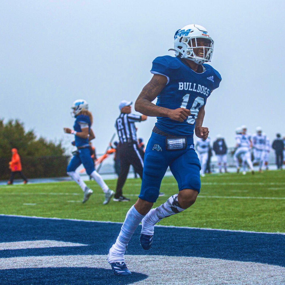 slickpullum's tweet photo. This game has given and taken alot from me, just wish I had the opportunity to show yall how dangerous I am! 1️⃣9️⃣ signing out✌🏽... https://t.co/davo6G4Y5i