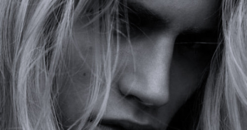 ㅤ  ❏  Gᴜᴇʀʀᴇʀᴏ ˗ ᴏᴄ
        ❏  Hᴇʀᴇᴅᴇʀᴏ ᴅᴇ ʟᴏs ᴅɪᴏsᴇs

┊𝑴𝒆𝒍𝒍𝒆𝒂: tl.gd/n_1sr7qt8
┊𝑲𝒊𝒍𝒆𝒂𝒃: tl.gd/n_1sr7qsq

  ▔▔▔
❛ Ella dijo "𝑦𝑎 𝑒𝑟𝑒𝑠 𝑚𝑖́𝑜, 𝑝𝑒𝑞𝑢𝑒𝑛̃𝑜". Pero ella y todos tienen que saber que yo soy de nadie ❜
ㅤ