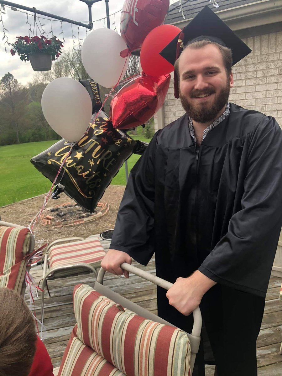 NicholasYoungb7's tweet photo. Best part about graduating? The hat makes it hard to tell I've been 8 weeks without a haircut. https://t.co/ucoGzZ1XCf