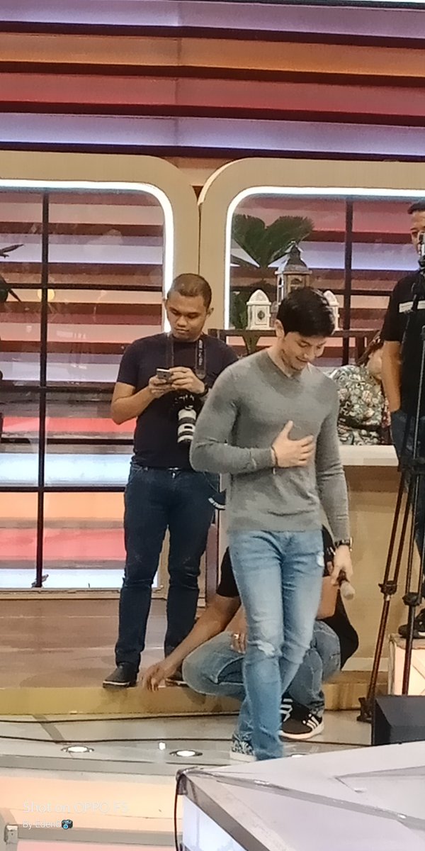 BaliwagEden's tweet photo. Excited much later. hehehe. Akala mo di pinapanood sa youtube. Iba pa rin kung sa @EatBulaga timeslot panoorin. Abang abang na. 
#ALDUBKalyeSeryeAngSimula https://t.co/iEw2LwgJF6