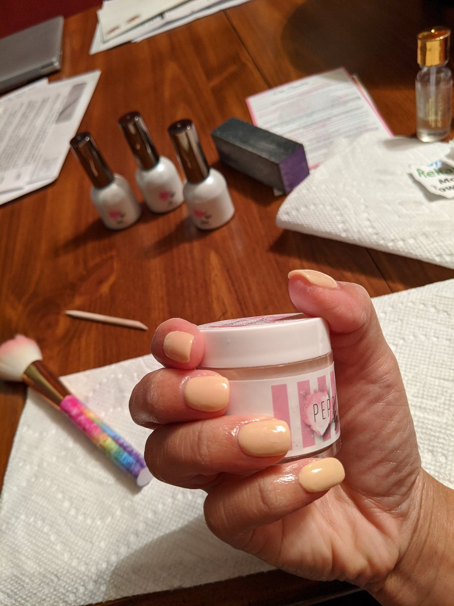 Jo_LovesDisney's tweet photo. First time doing Peppi Gel and I think I did ok lol #peppigel #starterkit #lostforwords https://t.co/Tj4FJwDUME